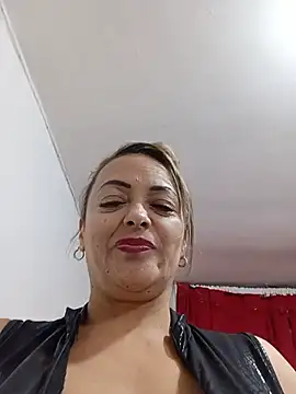 Snapshot of Lady_16 chatting on July 24, 3:48 am Lady 16 online show from July 24, 3:48 am