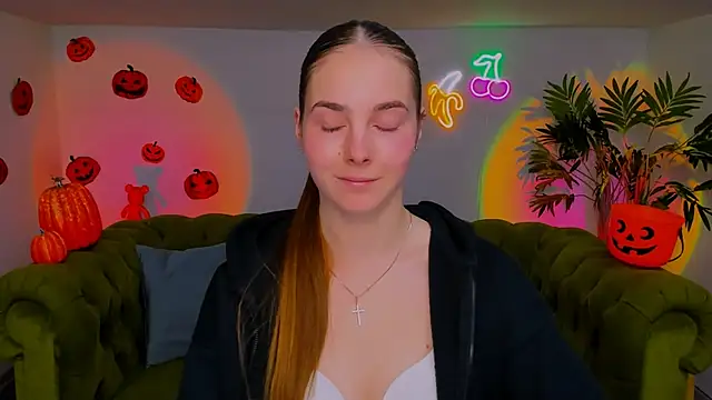 rad rebel  online show from November 2, 8:11 pm