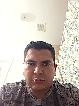Snapshot of lucho8690 chatting on January 11, 8:03 pm lucho8690 online show from January 11, 8:03 pm