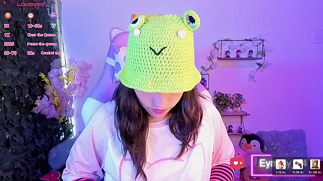 Snapshot of Eymmy_24 chatting on February 16, 2:51 am Eymmy 24 online show from February 16, 2:51 am