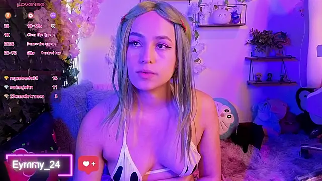 Snapshot of Eymmy_24 chatting on March 14, 11:48 am Eymmy 24 online show from March 14, 11:48 am