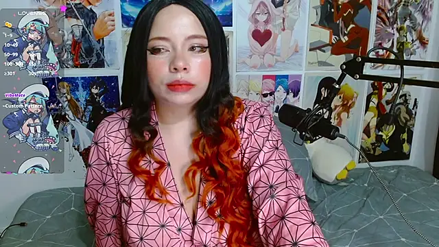 Snapshot of Lil-La chatting on October 8, 11:19 am Lil-La online show from October 8, 11:19 am