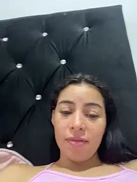 Snapshot of clhoe_s69 chatting on September 22, 2:08 pm clhoe s69 online show from September 22, 2:08 pm