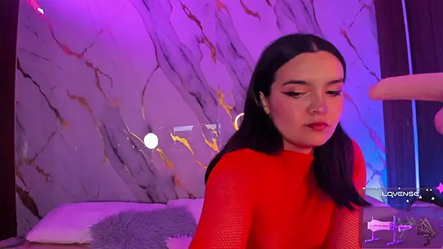 alicecute77 online show from November 14, 2:21 am