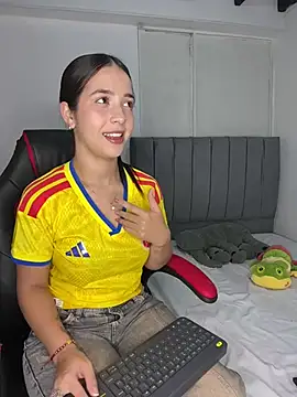 Snapshot of dalianataba chatting on June 23, 6:28 pm dalianataba online show from June 23, 6:28 pm