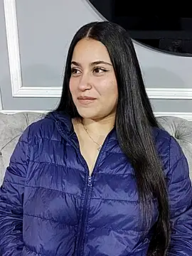 Snapshot of gabyjoness_ chatting on November 12, 4:02 am gabyjoness online show from November 12, 4:02 am