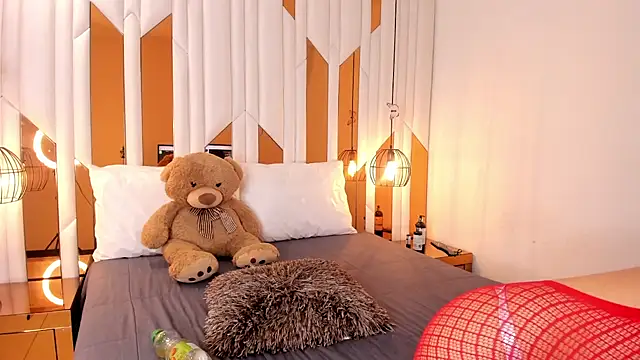 ValeriaPrado online show from December 3, 8:07 pm