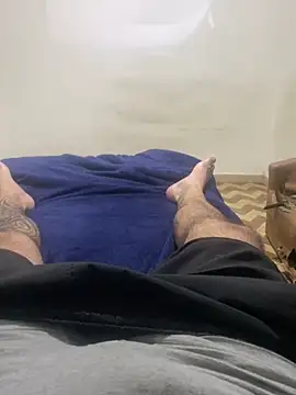 Snapshot of Silvaap9322 chatting on February 4, 5:13 am Silvaap9322 online show from February 4, 5:13 am