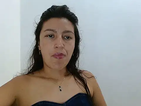 SarahFriendly online show from July 16, 6:14 pm