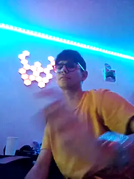 ElverCol online show from March 16, 4:18 am