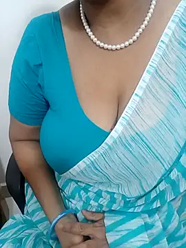 Snapshot of tami_lavanya chatting on April 16, 3:51 am tami lavanya online show from April 16, 3:51 am