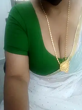 Snapshot of tami_lavanya chatting on April 27, 9:18 am tami lavanya online show from April 27, 9:18 am