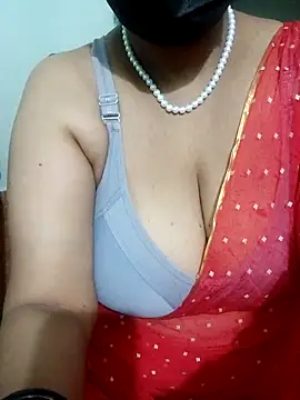 Snapshot of tami_lavanya chatting on May 8, 1:27 pm tami lavanya online show from May 8, 1:27 pm