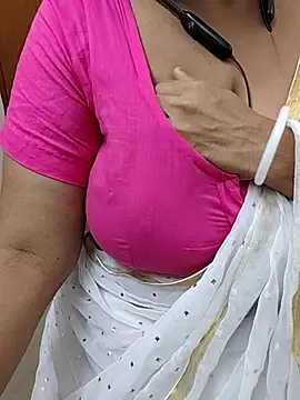 tami lavanya online show from June 13, 6:28 pm