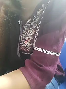 Aarti-kumri online show from October 6, 5:27 am