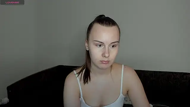 Kelly Cartier online show from March 30, 3:02 pm