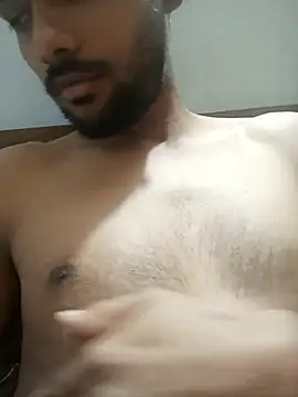 Snapshot of mayur_raaje chatting on July 1, 12:29 pm mayur raaje online show from July 1, 12:29 pm