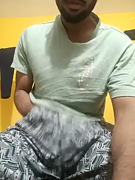 Snapshot of mayur_raaje chatting on July 14, 11:27 am mayur raaje online show from July 14, 11:27 am