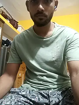 Snapshot of mayur_raaje chatting on July 25, 6:49 pm mayur raaje online show from July 25, 6:49 pm