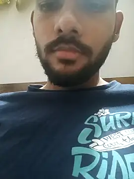 Snapshot of mayur_raaje chatting on July 29, 3:26 am mayur raaje online show from July 29, 3:26 am
