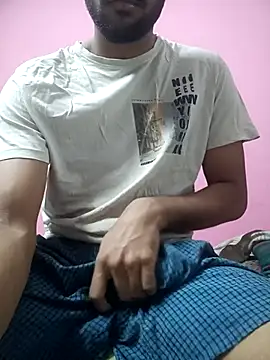 Snapshot of mayur_raaje chatting on July 30, 4:33 am mayur raaje online show from July 30, 4:33 am