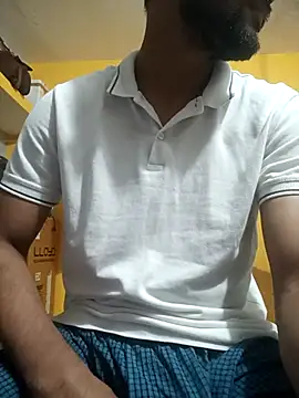 Snapshot of mayur_raaje chatting on August 8, 4:53 pm mayur raaje online show from August 8, 4:53 pm