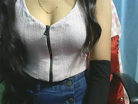 Snapshot of sheetal-sheetal95 chatting on November 2, 5:37 pm sheetal-sheetal95 online show from November 2, 5:37 pm