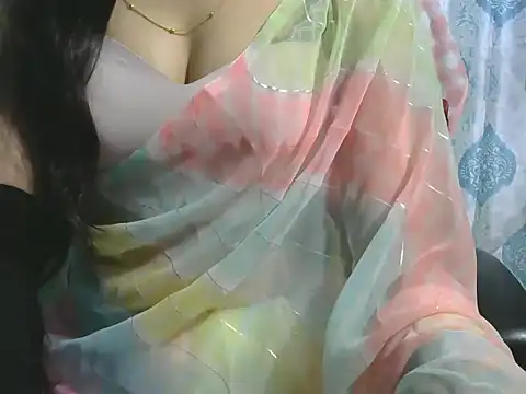 Snapshot of sheetal-sheetal95 chatting on November 18, 6:34 pm sheetal-sheetal95 online show from November 18, 6:34 pm