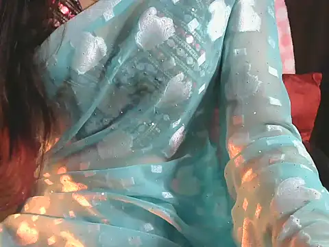 Snapshot of sheetal-sheetal95 chatting on December 14, 4:45 pm sheetal-sheetal95 online show from December 14, 4:45 pm