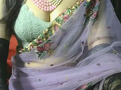 Snapshot of sheetal-sheetal95 chatting on June 19, 6:45 pm sheetal-sheetal95 online show from June 19, 6:45 pm