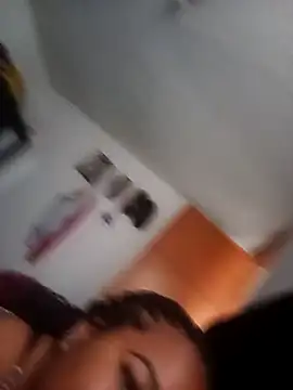 Snapshot of maria28narvaez chatting on November 14, 7:23 pm maria28narvaez online show from November 14, 7:23 pm