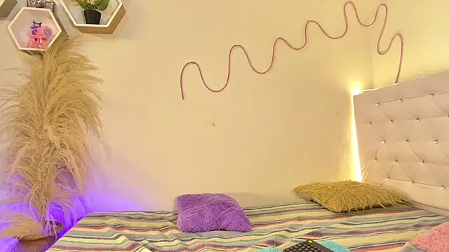 tatixxxvega online show from October 29, 1:24 pm