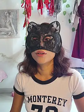 Snapshot of SinfulTemptation chatting on July 20, 5:44 am SinfulTemptation online show from July 20, 5:44 am