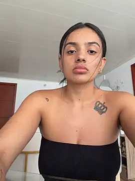 AnaaFaith  online show from January 17, 7:50 pm