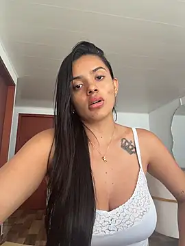 Snapshot of AnaaFaith_ chatting on June 29, 6:41 pm AnaaFaith online show from June 29, 6:41 pm