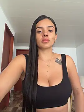 Snapshot of AnaaFaith_ chatting on July 2, 6:36 pm AnaaFaith online show from July 2, 6:36 pm