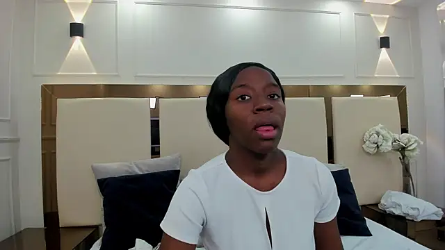  emma willliams  online show from November 22, 9:25 pm