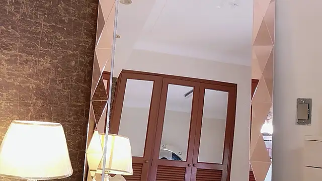 IrinaVelvet online show from November 18, 4:44 pm