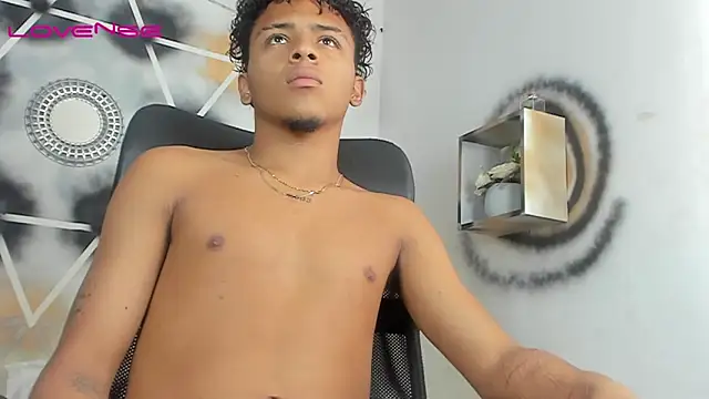 Snapshot of Manuel_Mateus1 chatting on September 8, 2:27 pm Manuel Mateus1 online show from September 8, 2:27 pm