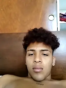 Snapshot of Manuel_Mateus1 chatting on September 22, 5:26 pm Manuel Mateus1 online show from September 22, 5:26 pm