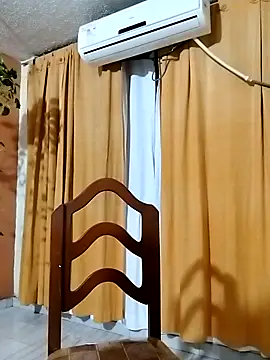 Snapshot of Manuel_Mateus1 chatting on November 13, 12:53 am Manuel Mateus1 online show from November 13, 12:53 am