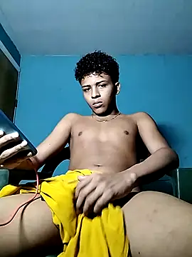 Snapshot of Manuel_Mateus1 chatting on December 19, 3:02 am Manuel Mateus1 online show from December 19, 3:02 am