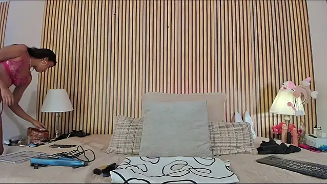 keeyla stone online show from November 7, 11:05 pm