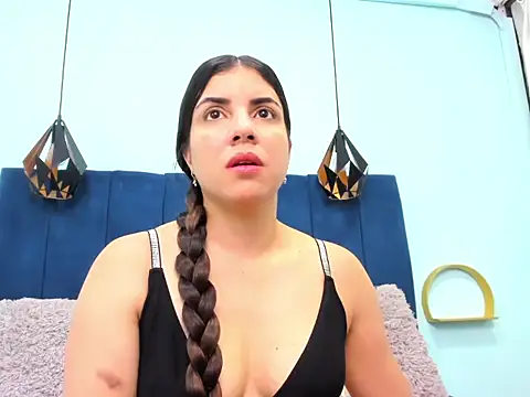 Snapshot of sweet_klem_19 chatting on November 21, 11:47 pm sweet klem 19 online show from November 21, 11:47 pm