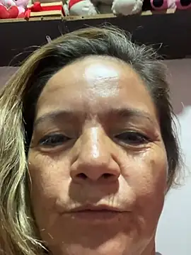 Snapshot of rubi_49 chatting on August 3, 1:05 pm rubi 49 online show from August 3, 1:05 pm