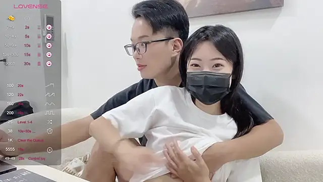 ni ni01 online show from October 15, 10:04 am