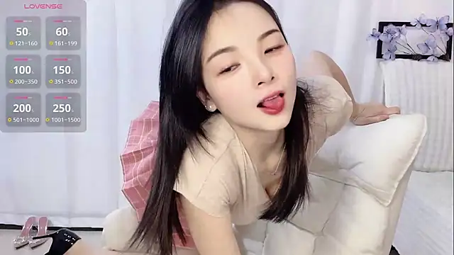 Snapshot of Tangbao-Baby chatting on May 28, 10:45 am Tangbao-Baby online show from May 28, 10:45 am