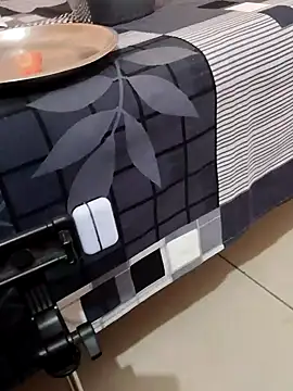 INTERNATIONAL0001 online show from November 28, 2:14 am