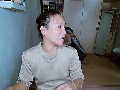 YourNikkieXxx online show from December 4, 7:06 am