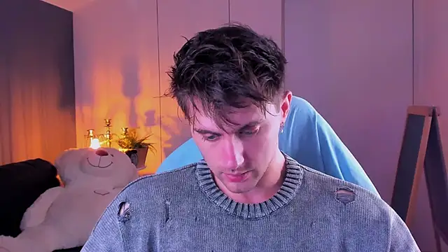 Oscar Miller  online show from November 2, 9:28 pm